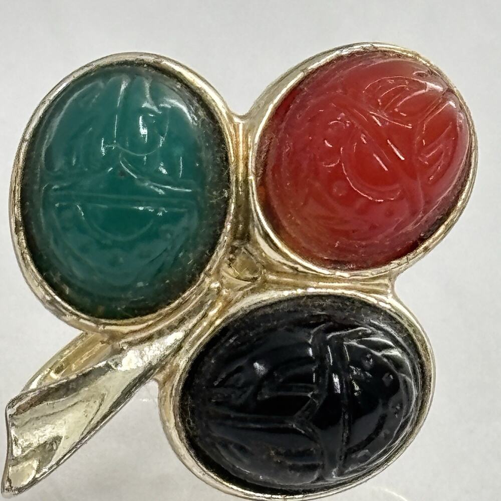 Vintage Longcraft Screw Back Earrings Oval Scarabs Green Black Onyx Carnelian